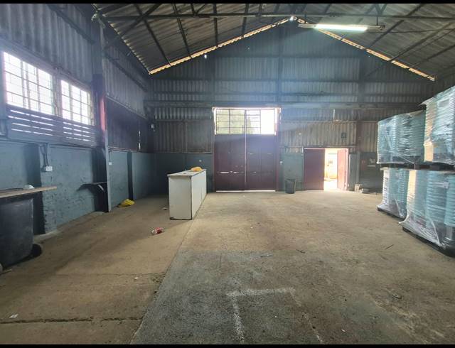 240M² WAREHOUSE TO LET IN LUIPAARDSVLEI